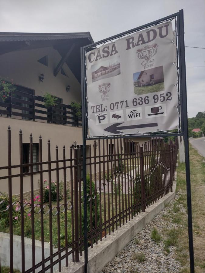 Casa Radu Apartment Novaci-Straini Ngoại thất bức ảnh